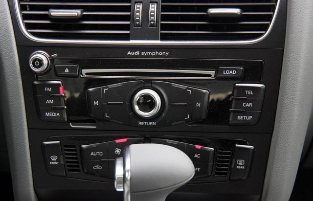 Audi A4 photo 39