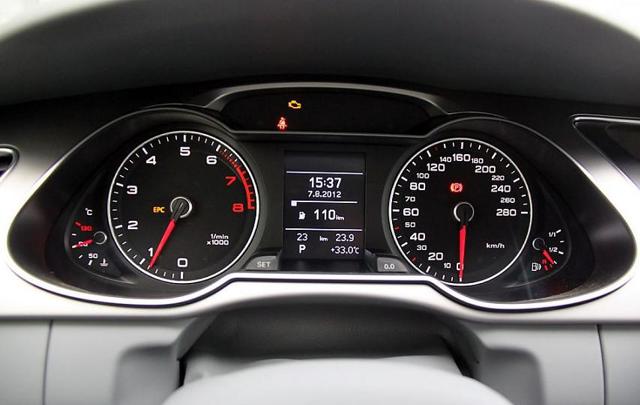 Audi A4 photo 41