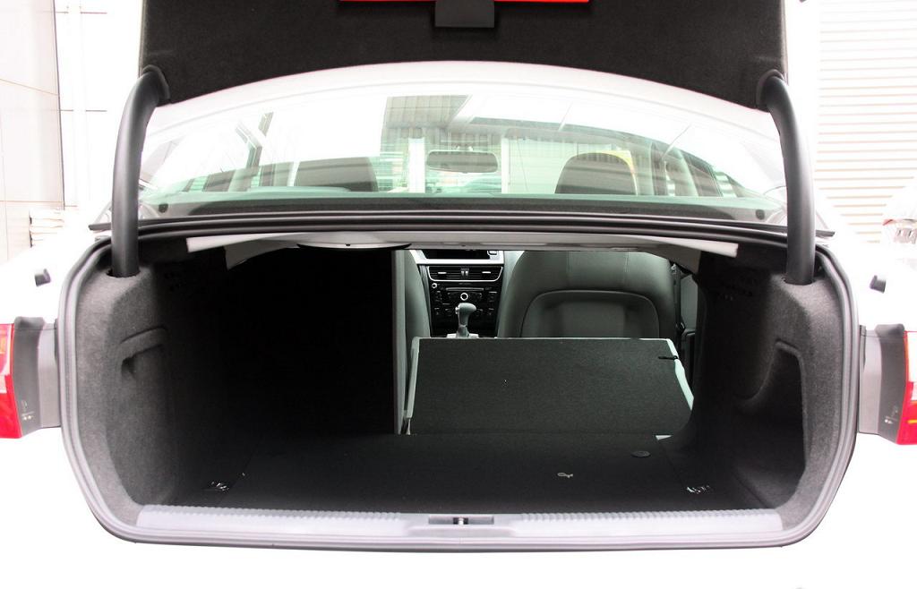 Audi A4 photo 43
