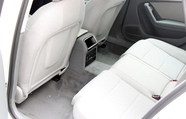 Audi A4 photo 44