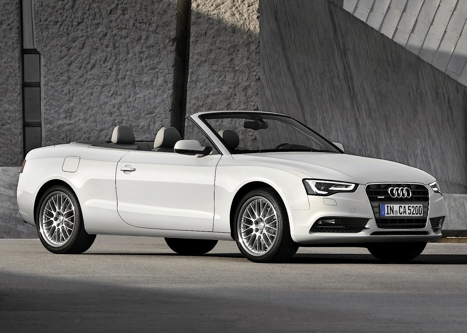 Audi A5 Cabriolet photo 12