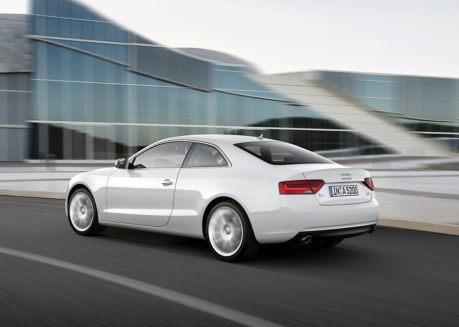 Audi A5 photo 23