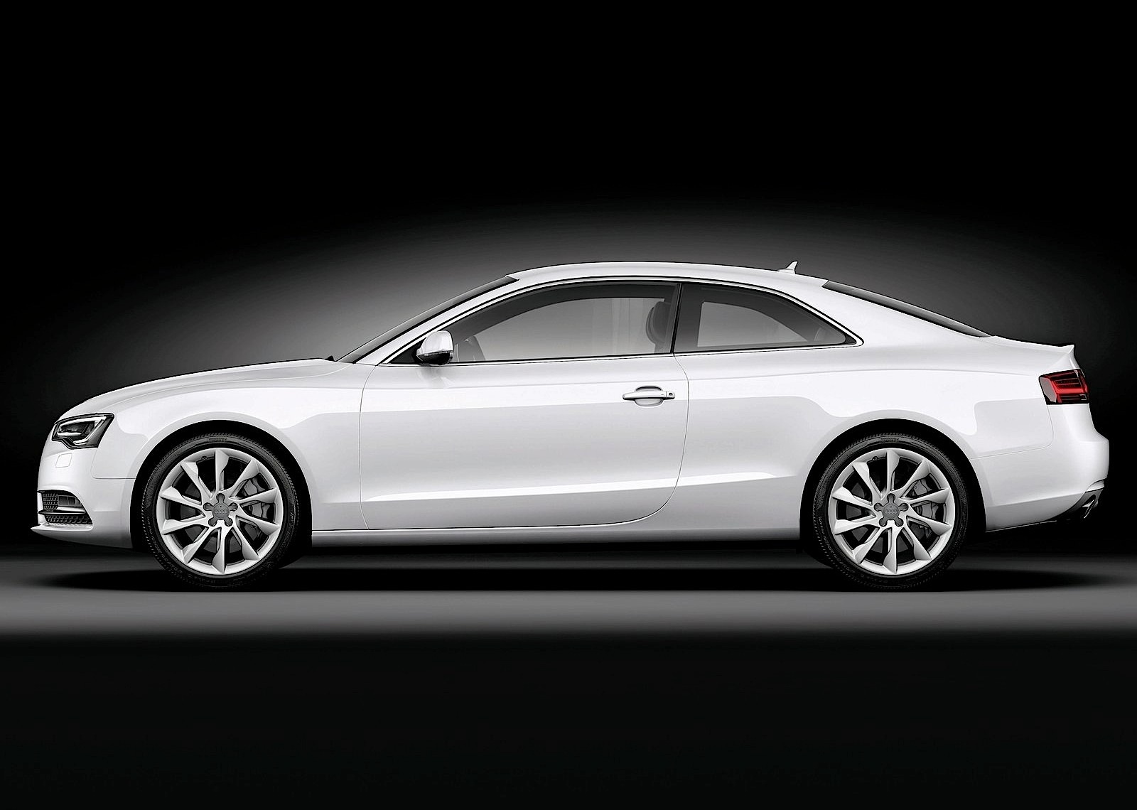 Audi A5 photo 29