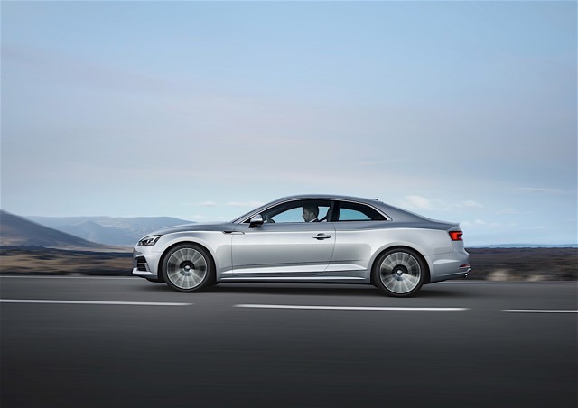 Audi A5 photo 3