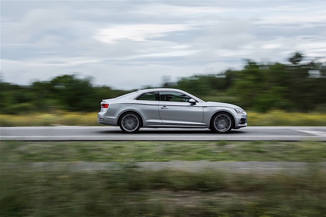 Audi A5 photo 11