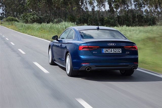 Audi A5 photo 25