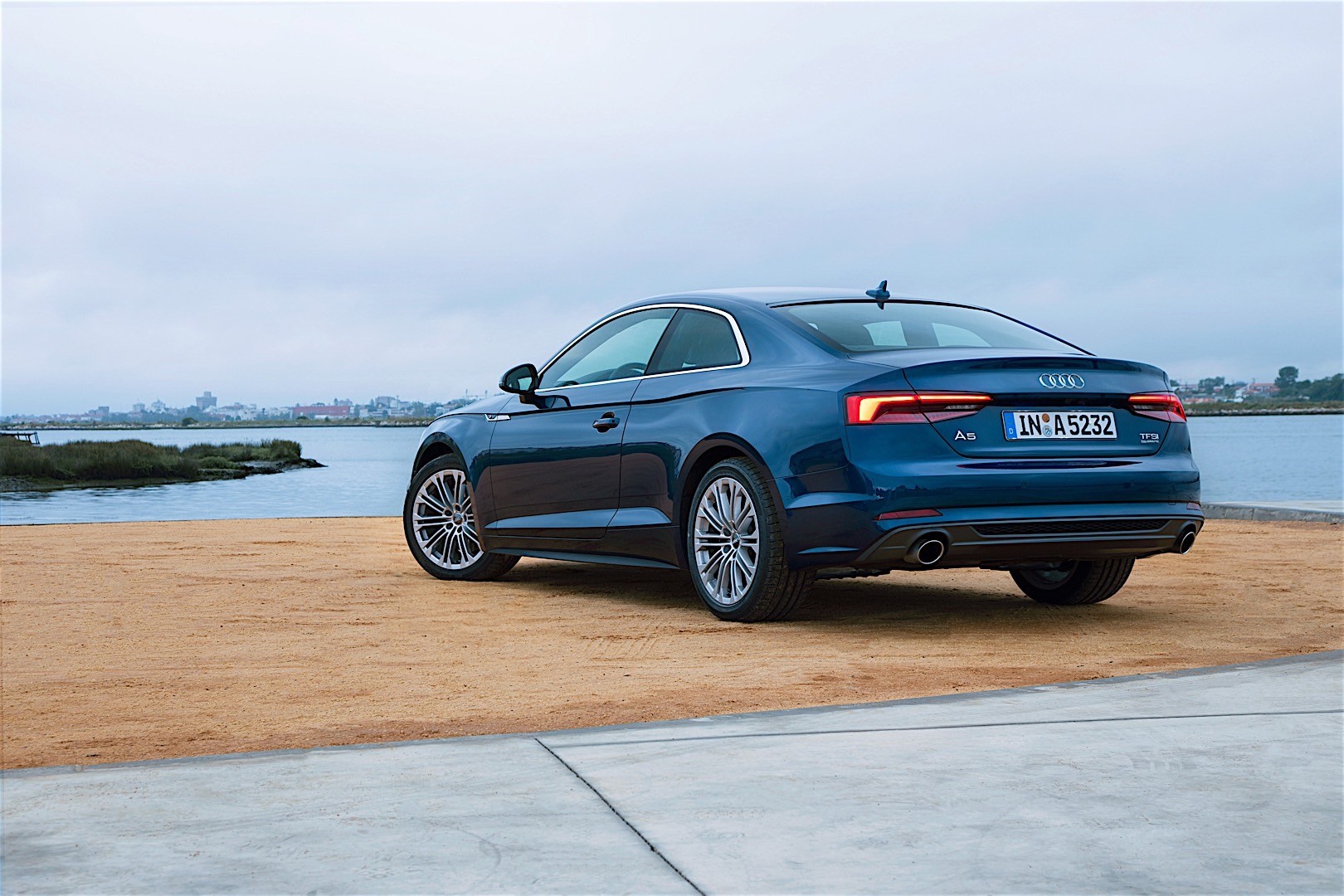 Audi A5 photo 28