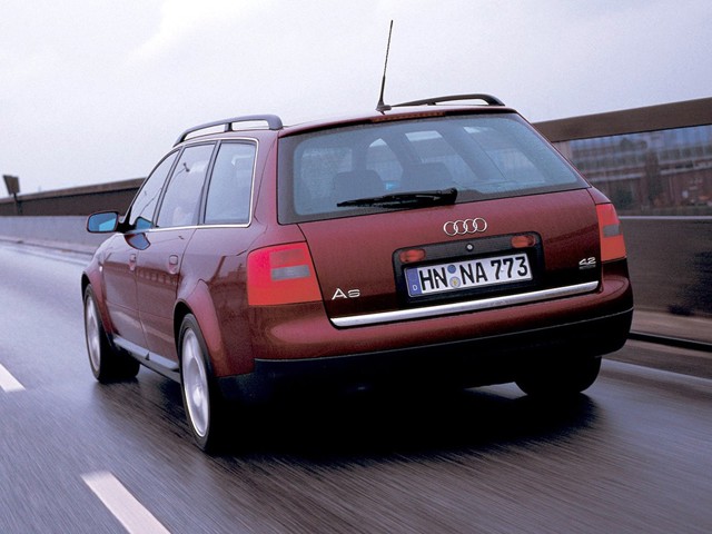 Audi A6 Avant photo 10