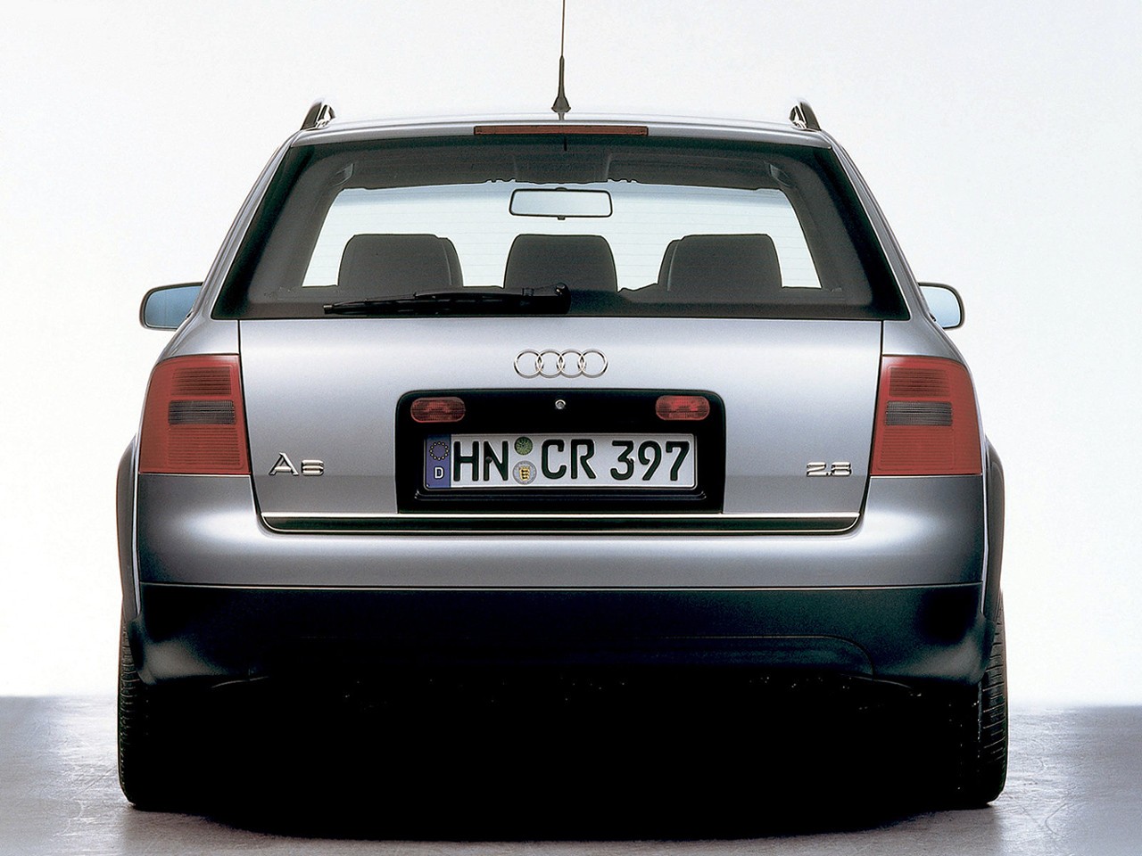 Audi A6 Avant photo 28
