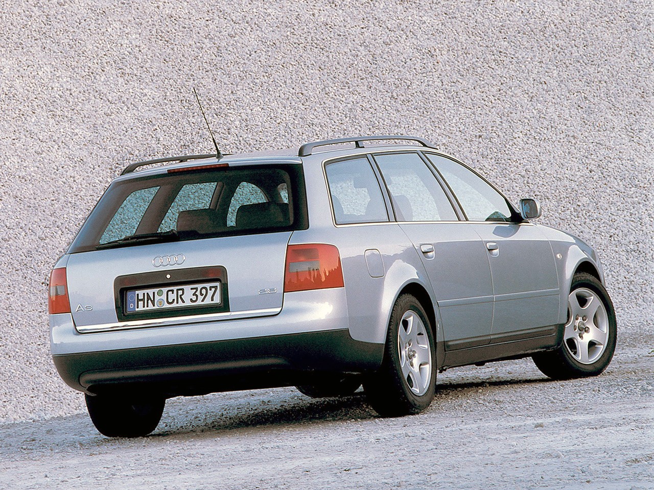 Audi A6 Avant photo 33