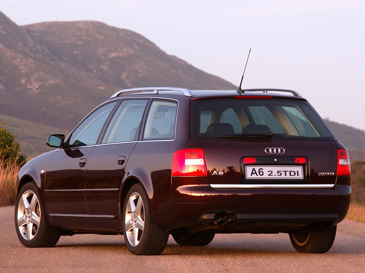 Audi A6 Avant photo 22