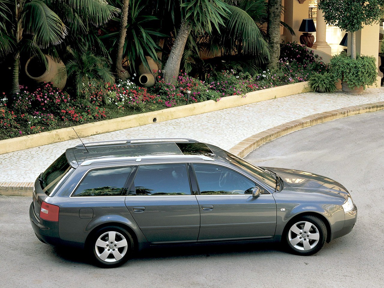 Audi A6 Avant photo 41