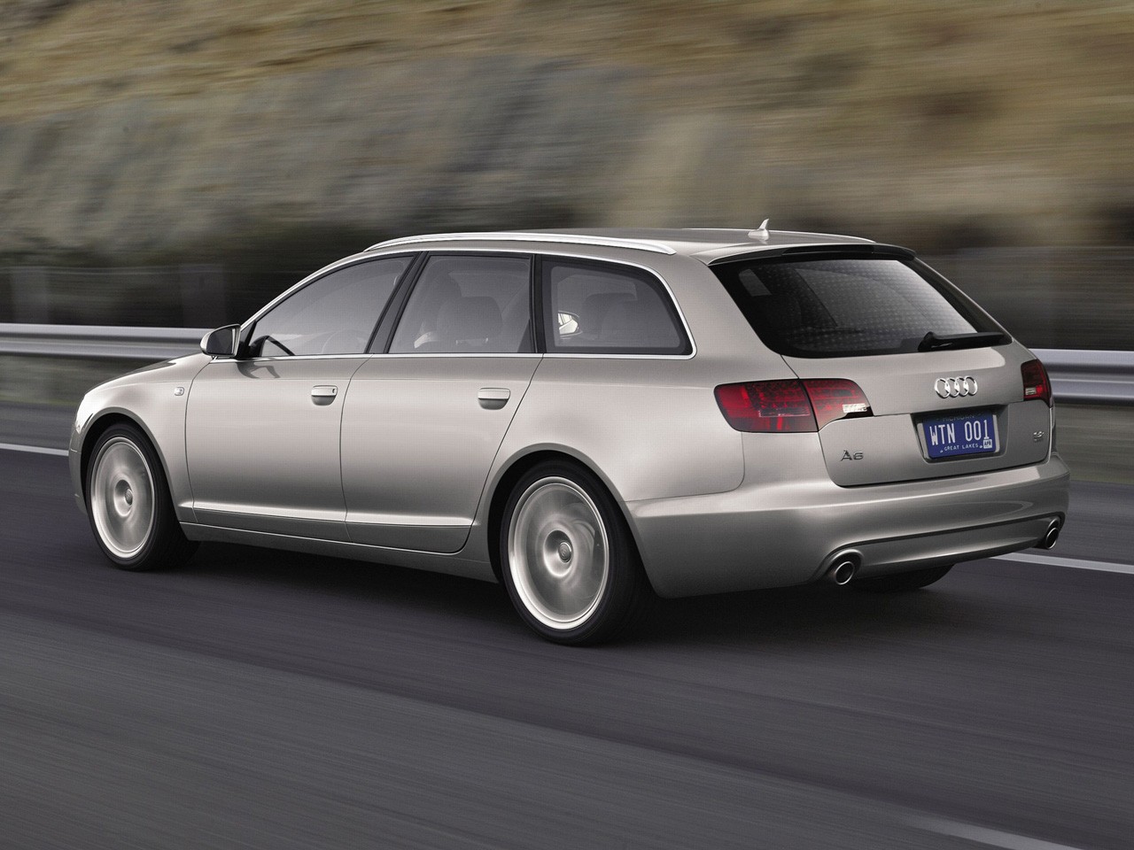 Audi A6 Avant photo 16