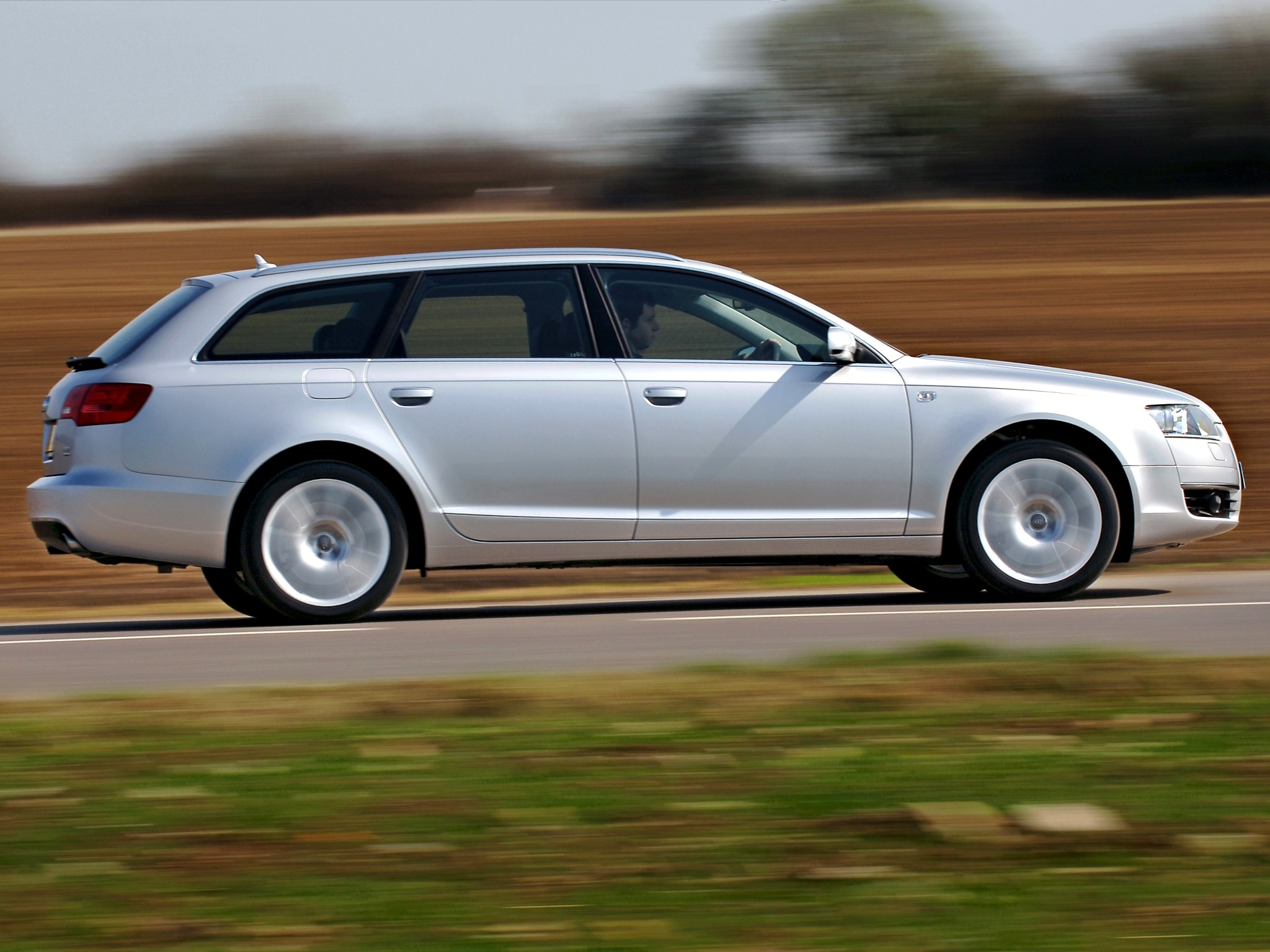 Audi A6 Avant photo 19