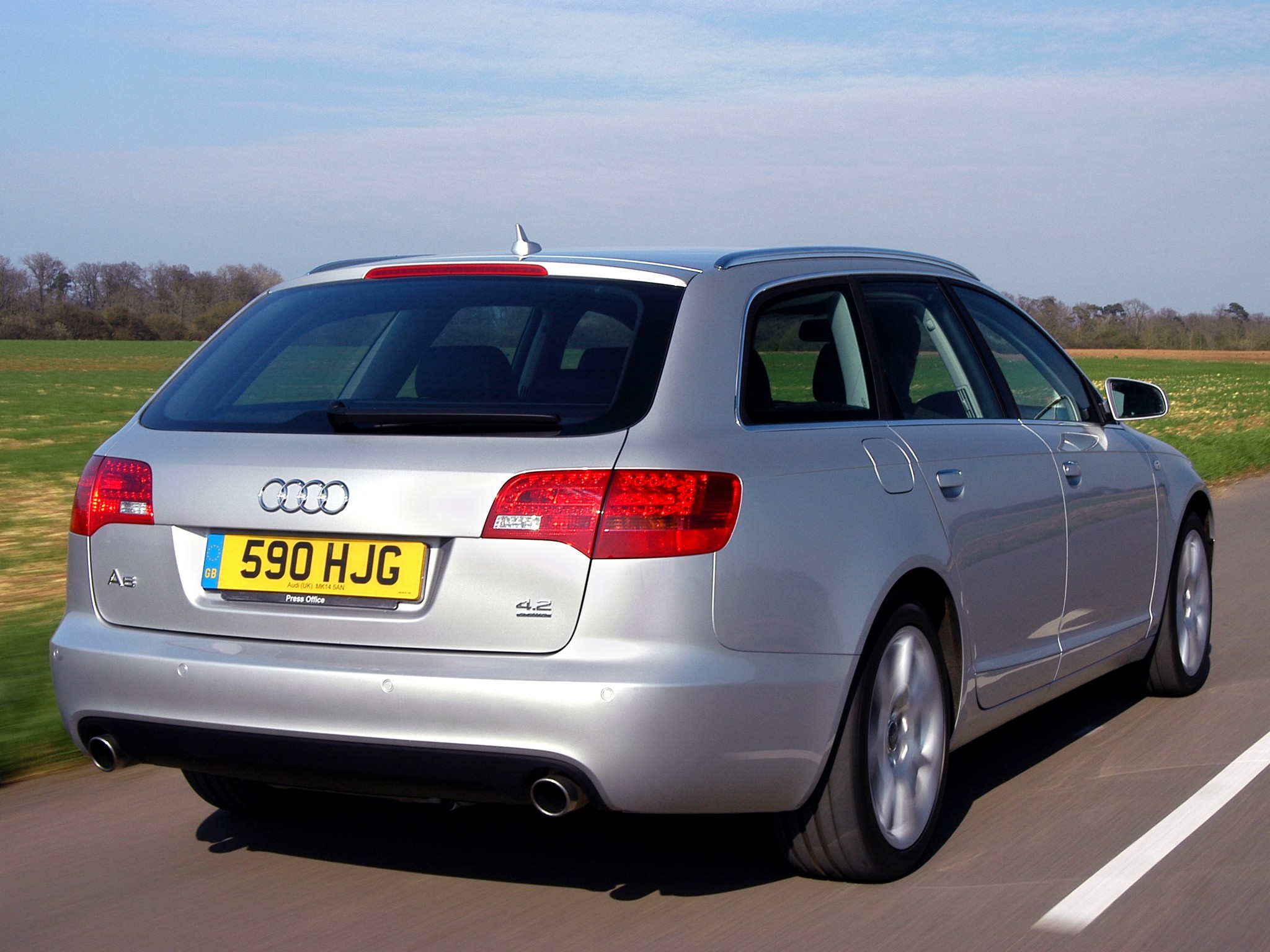 Audi A6 Avant photo 21
