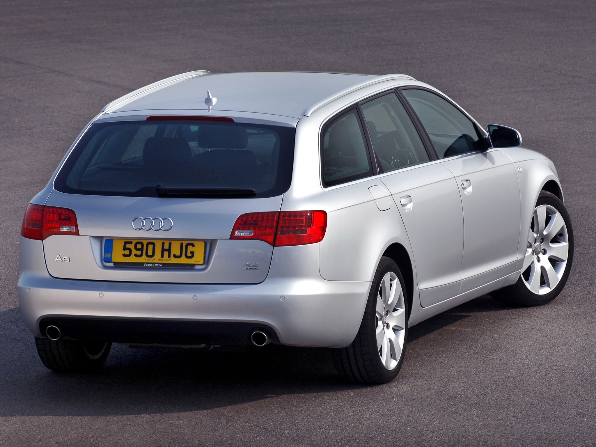 Audi A6 Avant photo 22