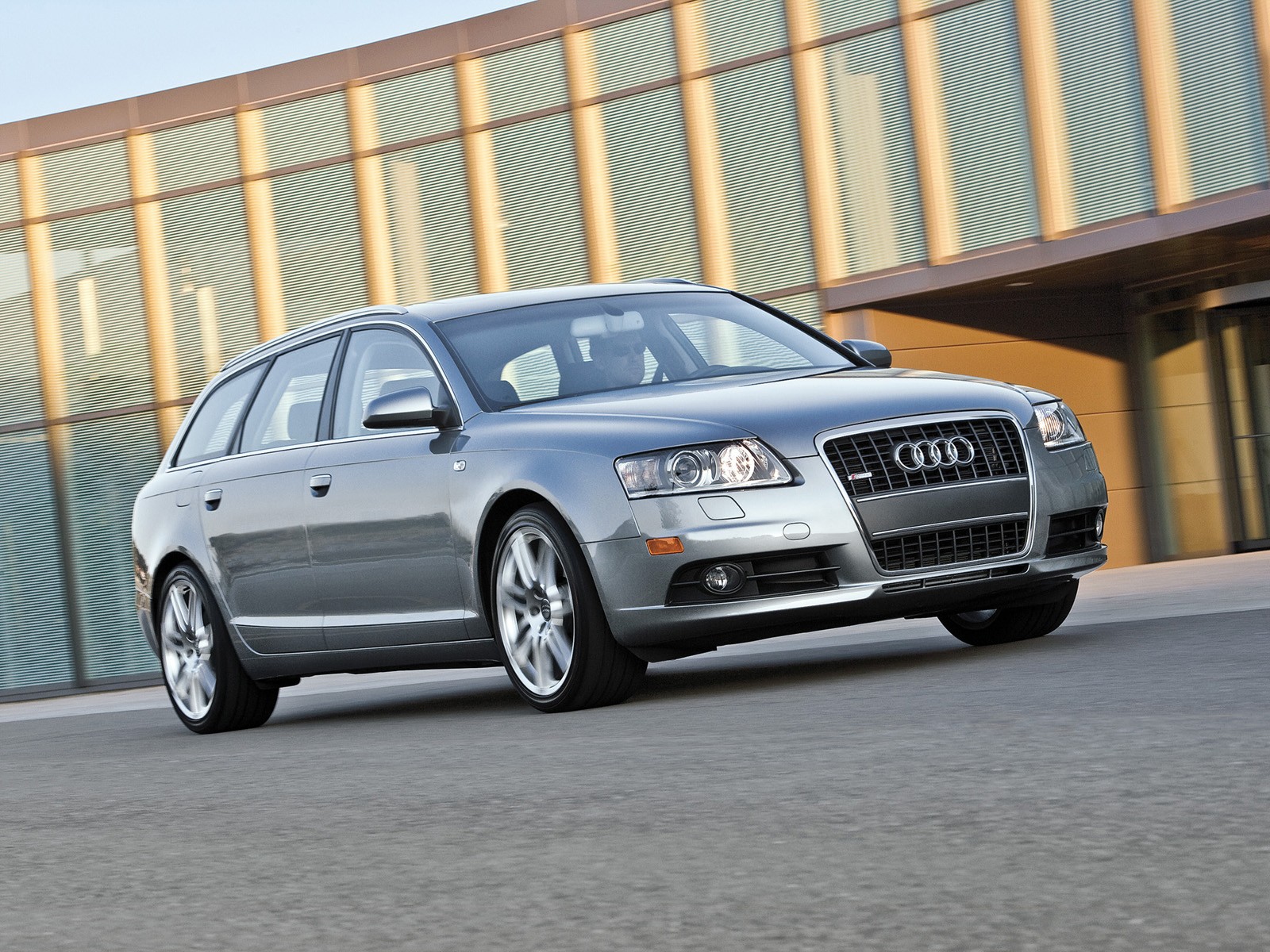 Audi A6 Avant photo 26