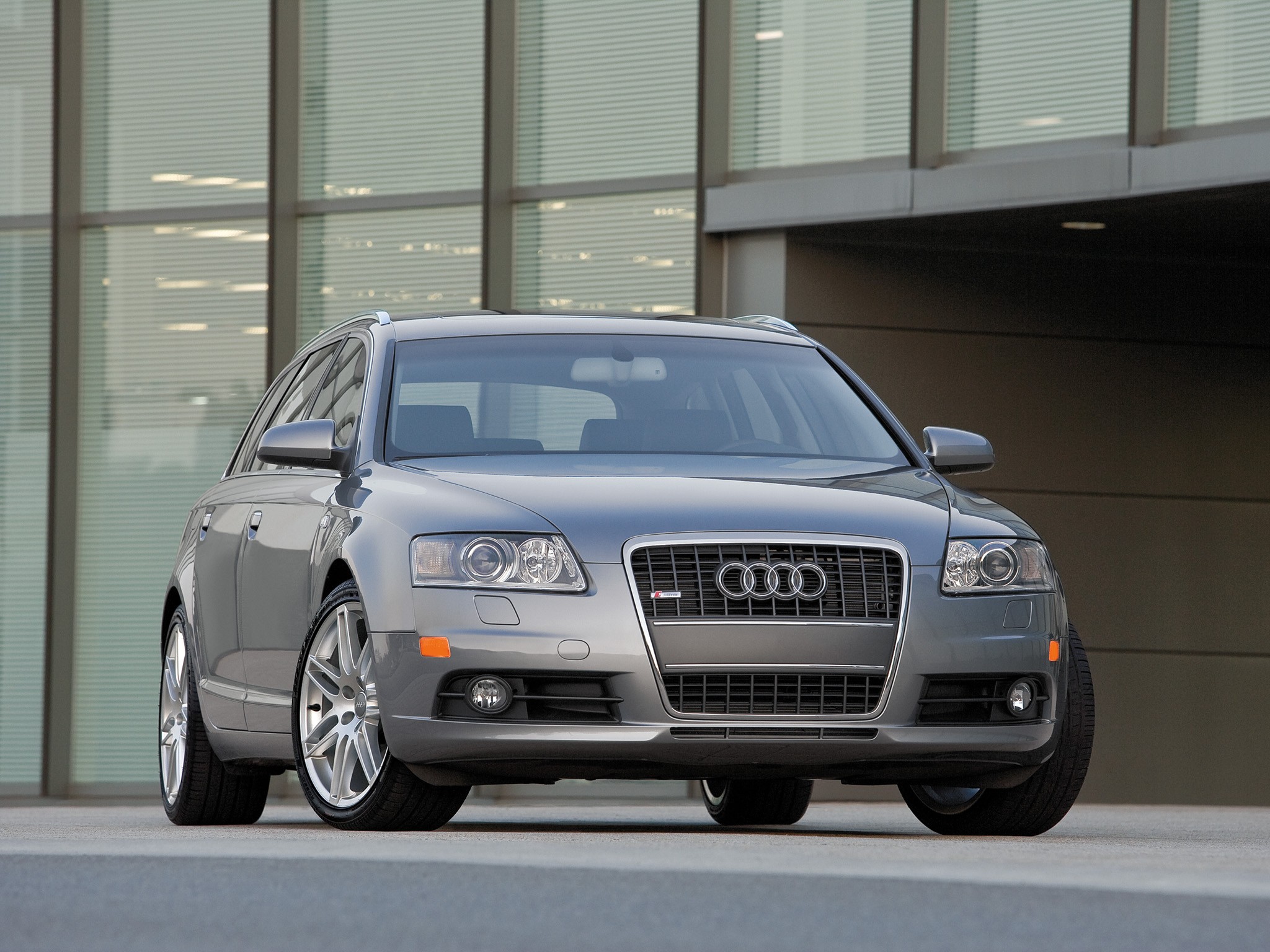 Audi A6 Avant photo 30