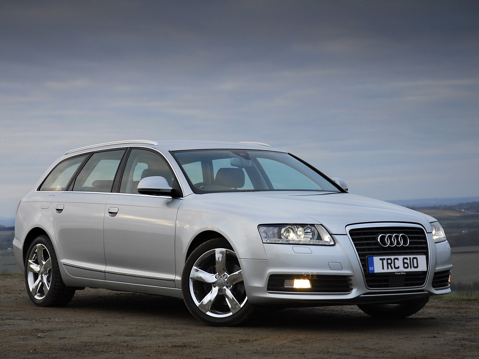 Audi A6 Avant photo 14
