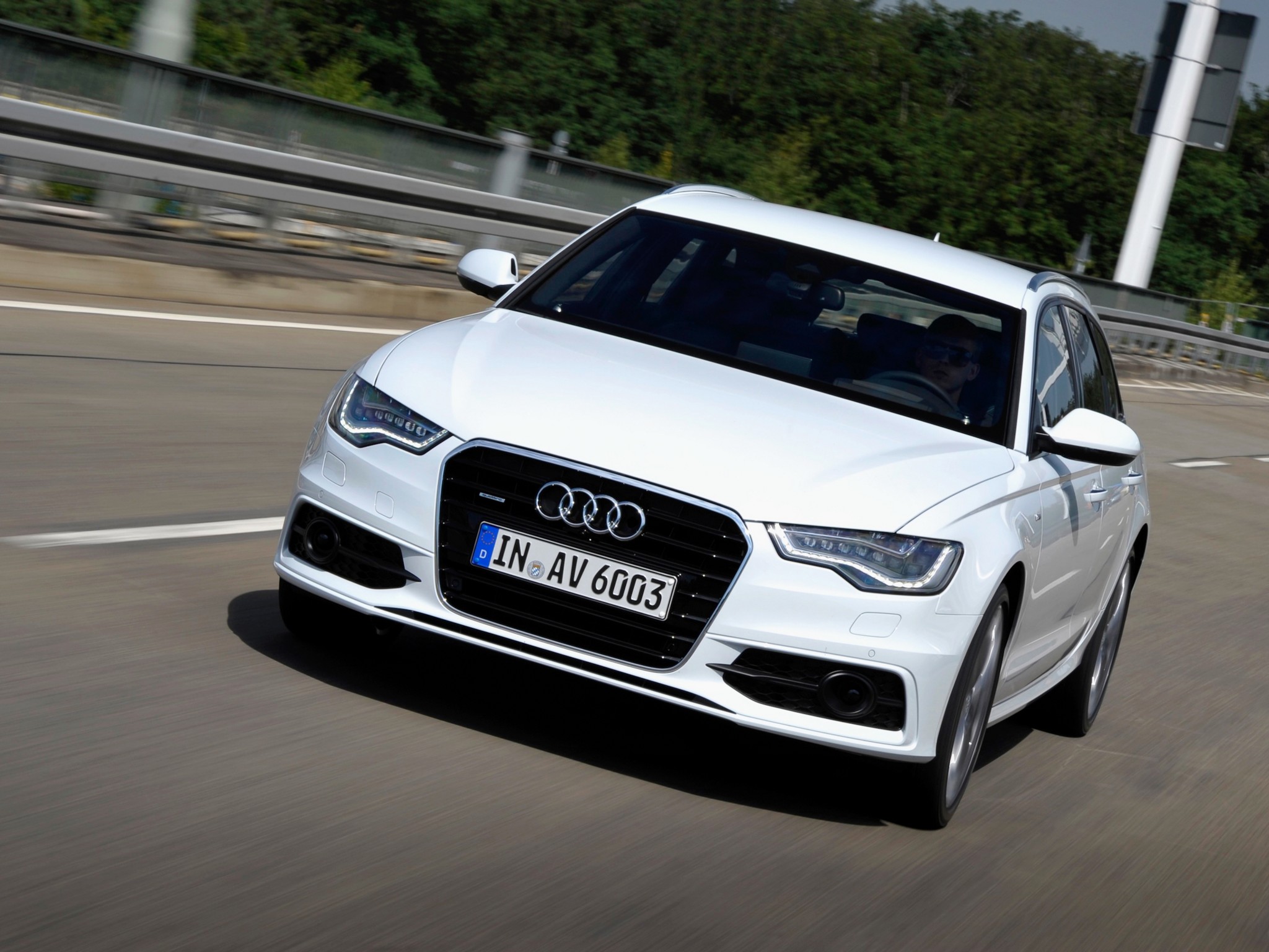 Audi A6 Avant photo 38