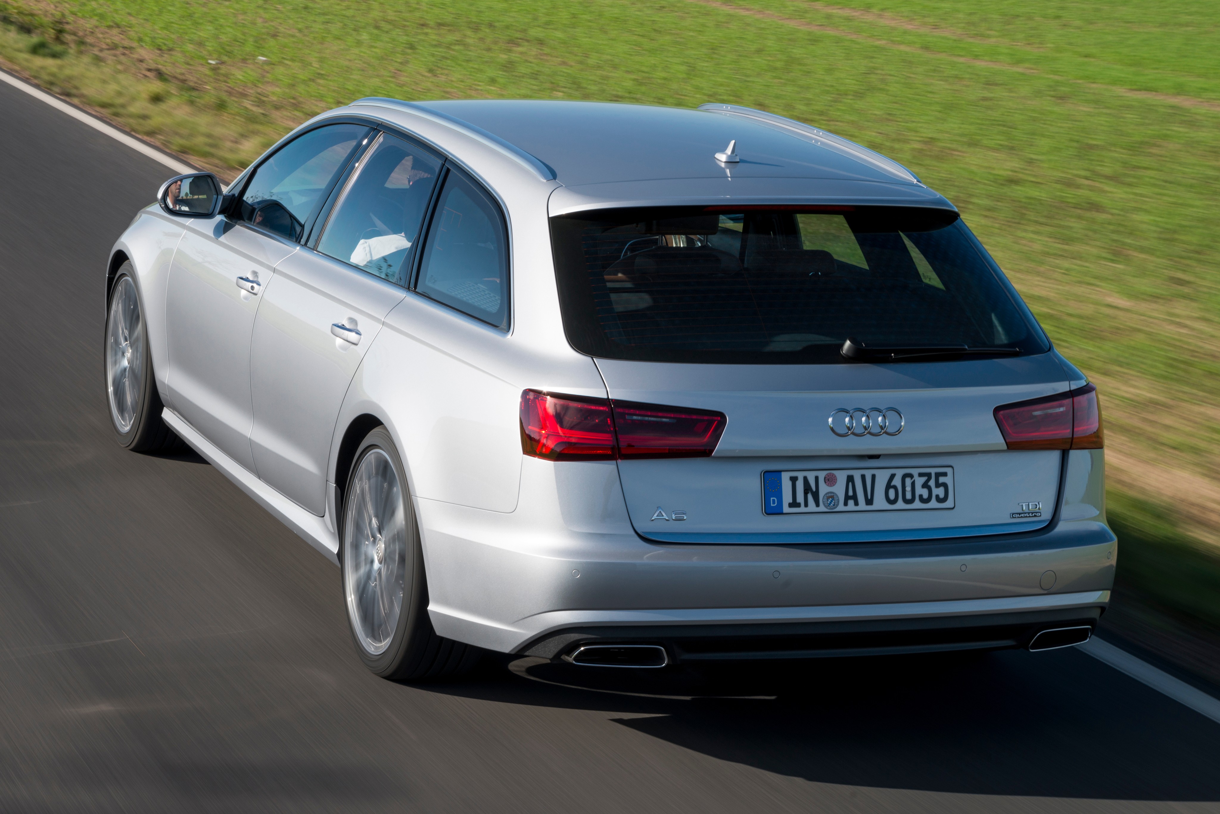 Audi A6 Avant photo 9