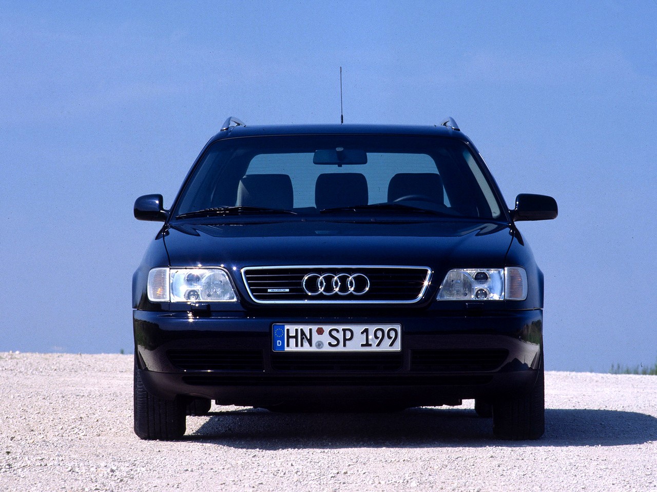 Audi A6 Avant photo 8