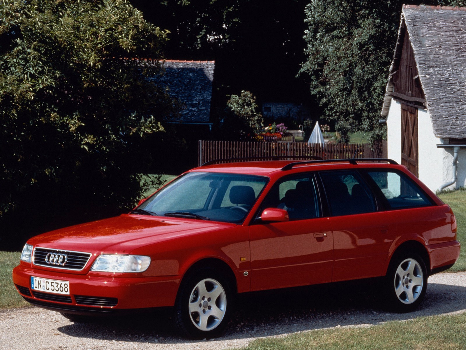 Audi A6 Avant photo 11