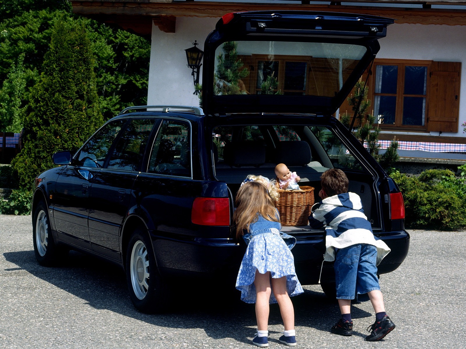 Audi A6 Avant photo 15