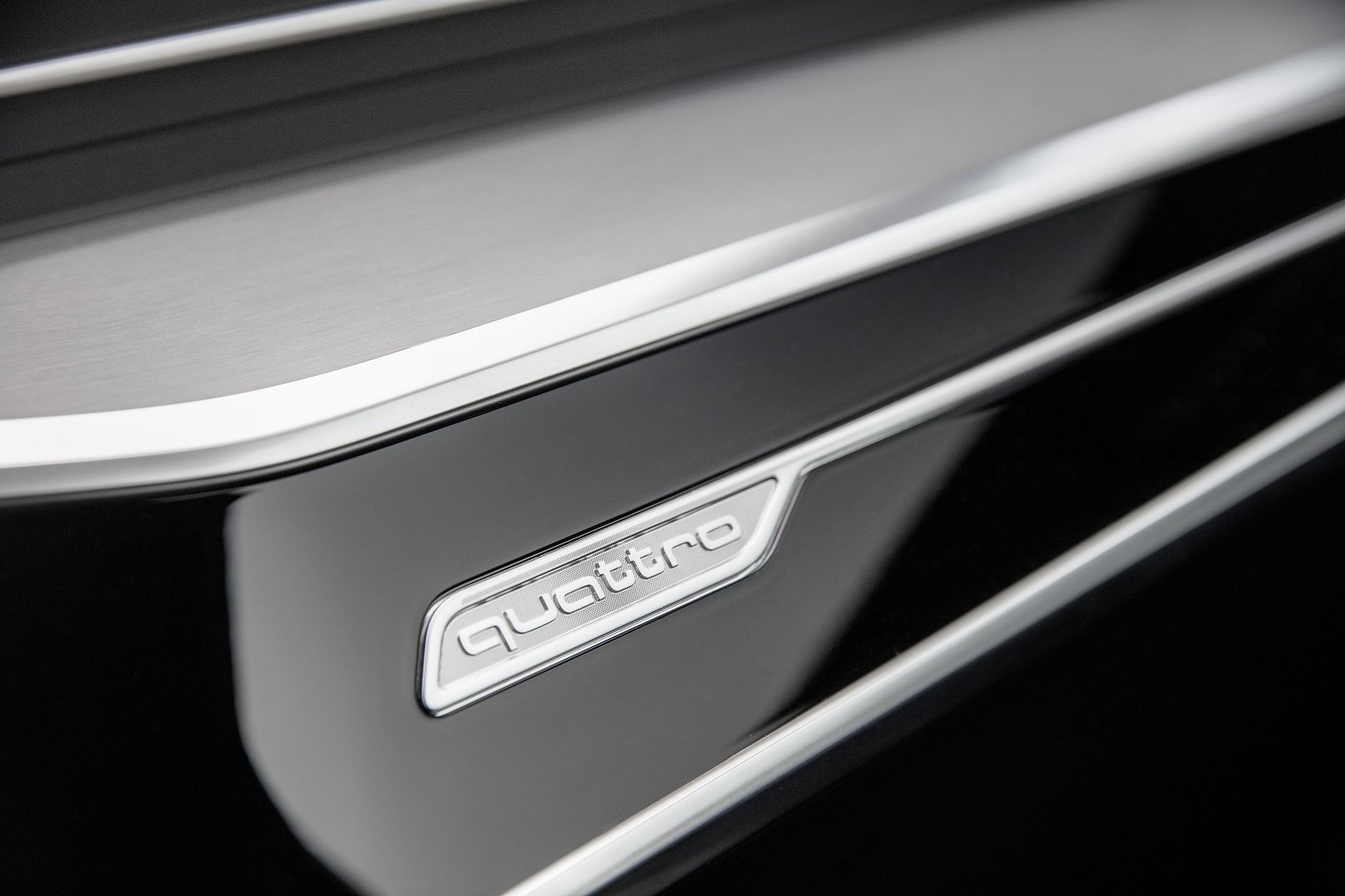 Audi A6 Avant photo 100