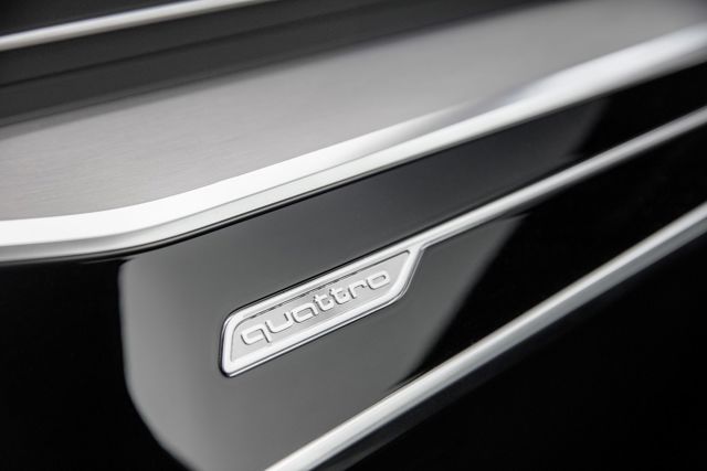 Audi A6 Avant photo 100