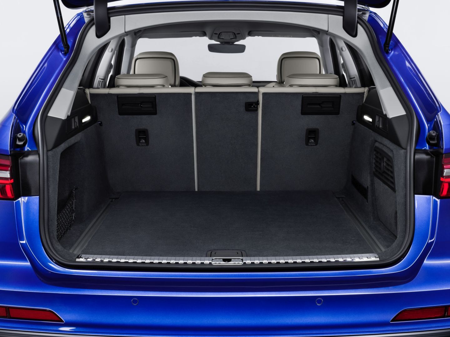 Audi A6 Avant photo 115