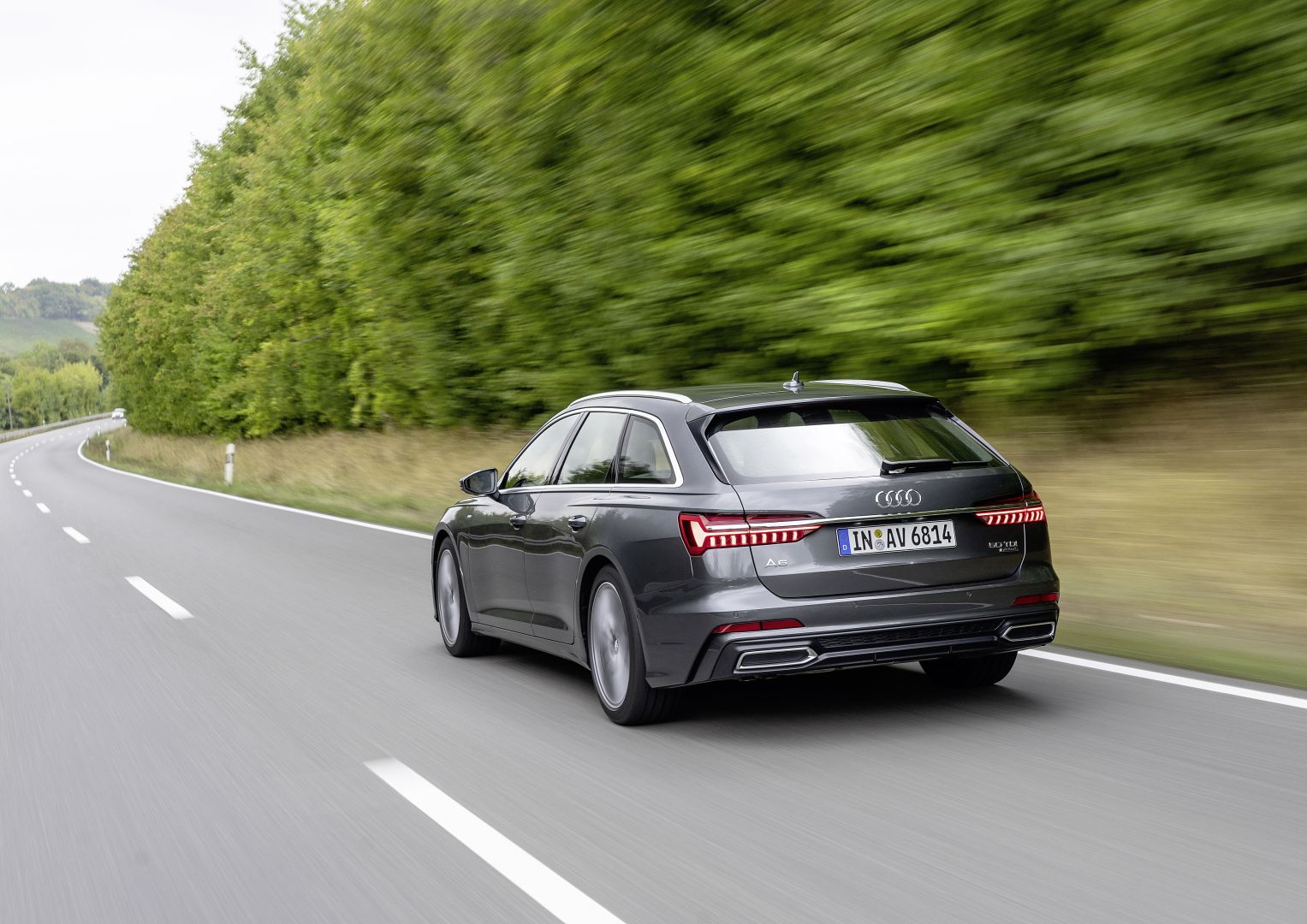 Audi A6 Avant photo 75