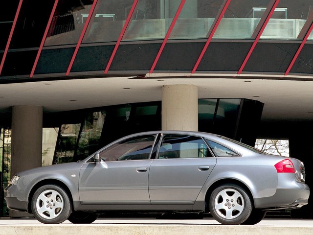 Audi A6 photo 18