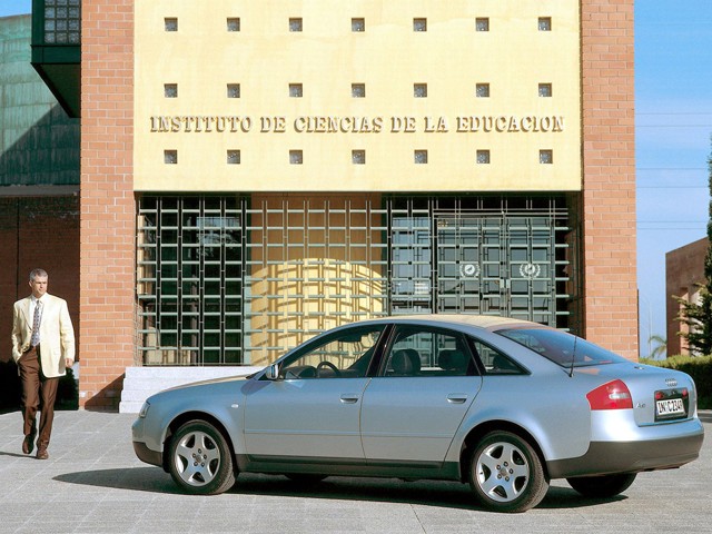 Audi A6 photo 33