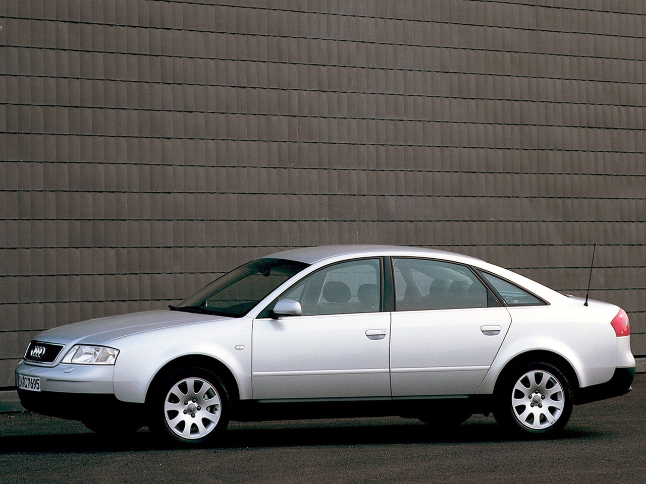 Audi A6 photo 34