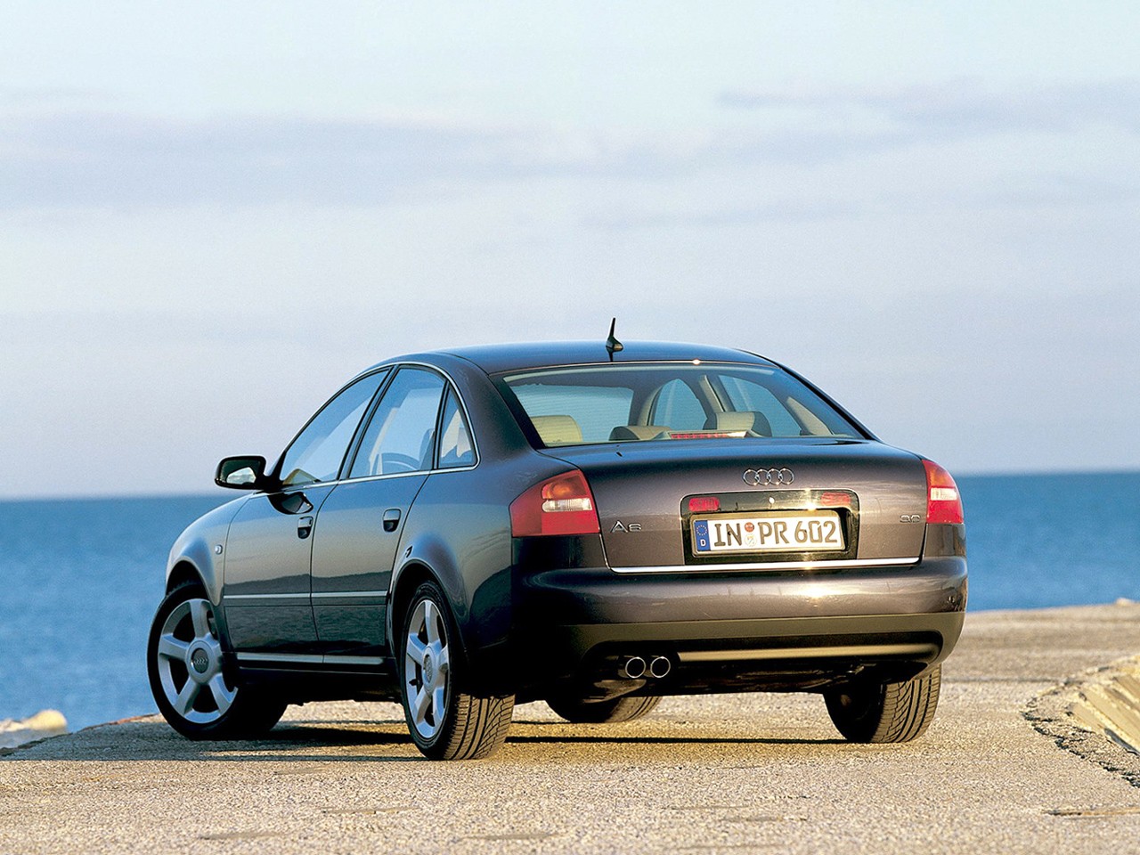 Audi A6 photo 28