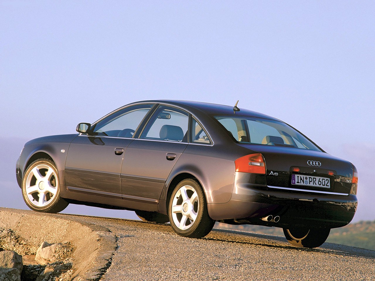 Audi A6 photo 29