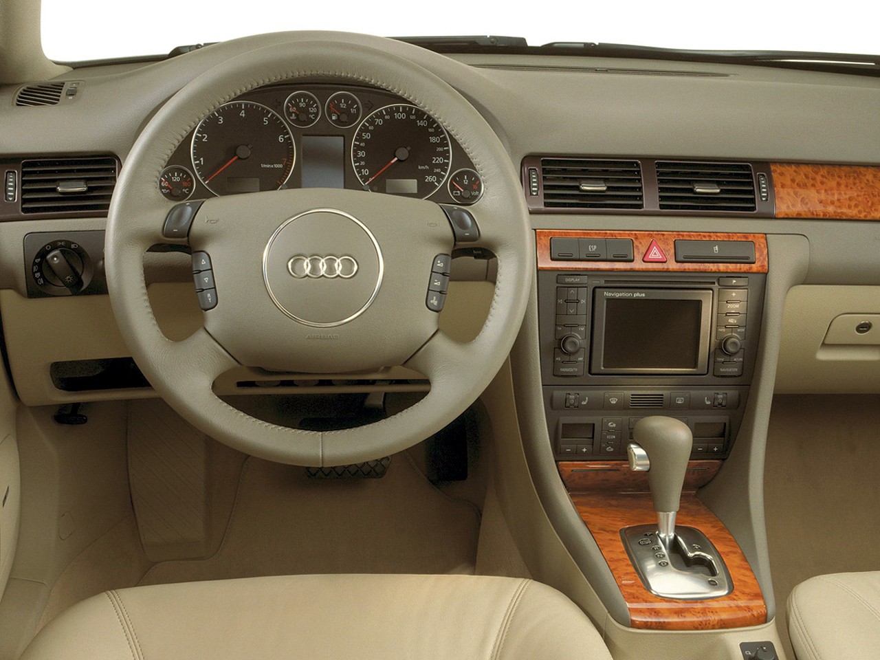 Audi A6 photo 36
