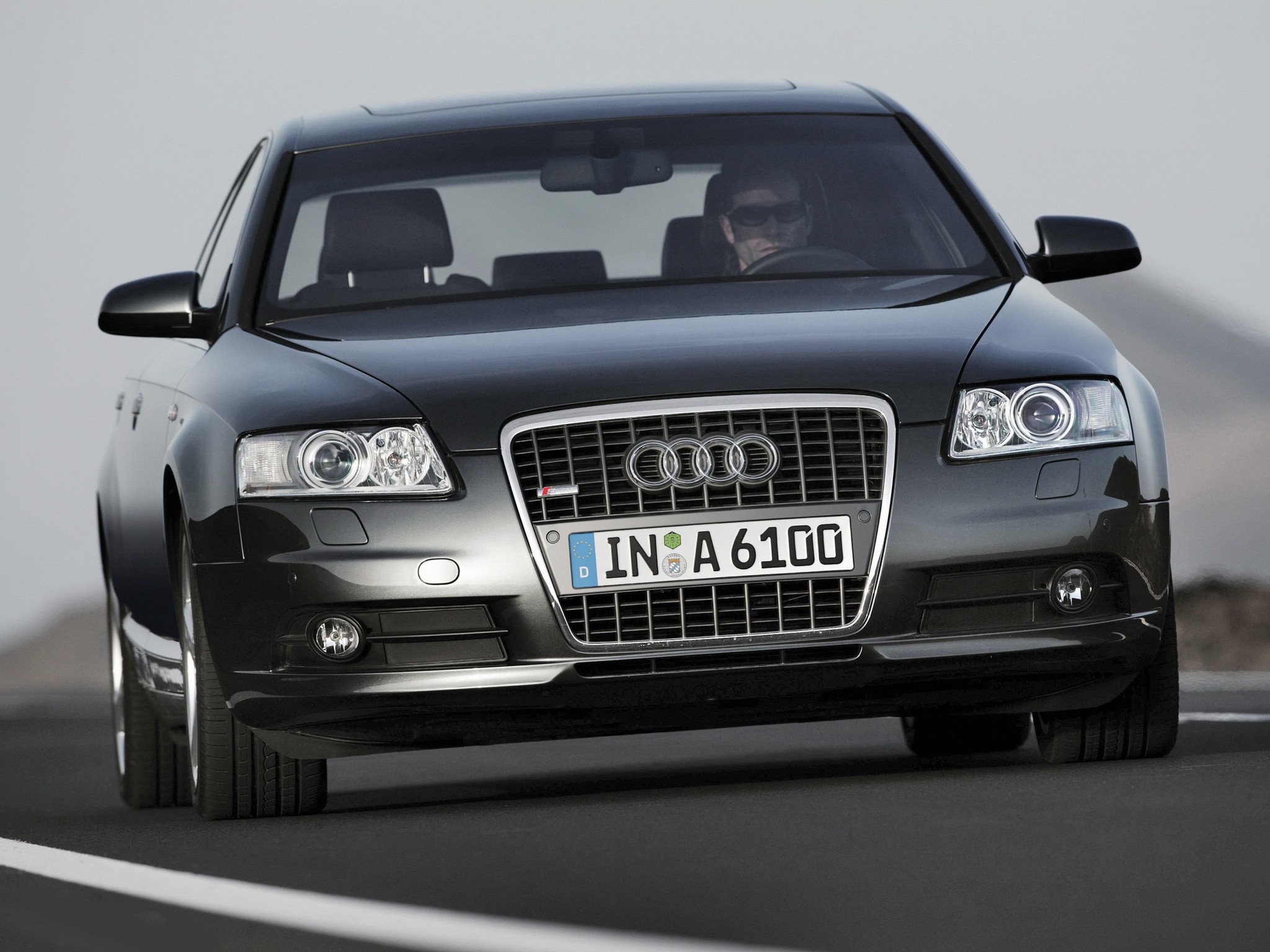 Audi A6 photo 25