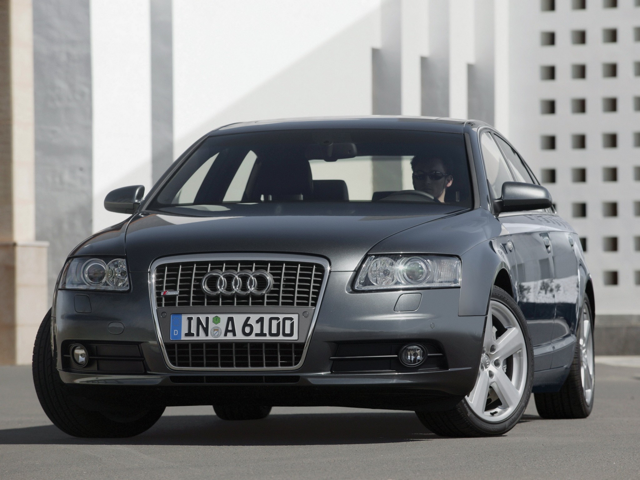 Audi A6 photo 31
