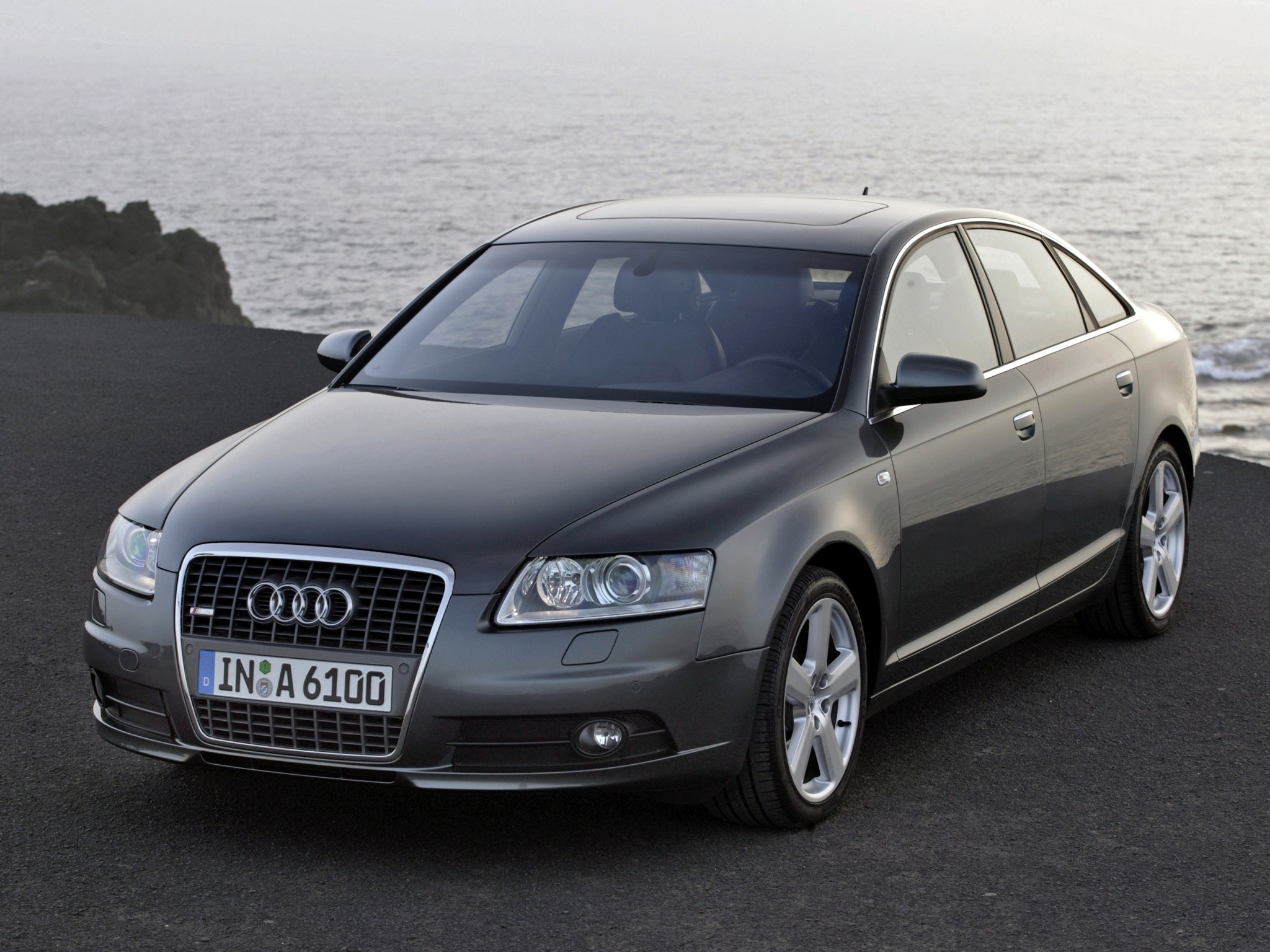 Audi A6 photo 32