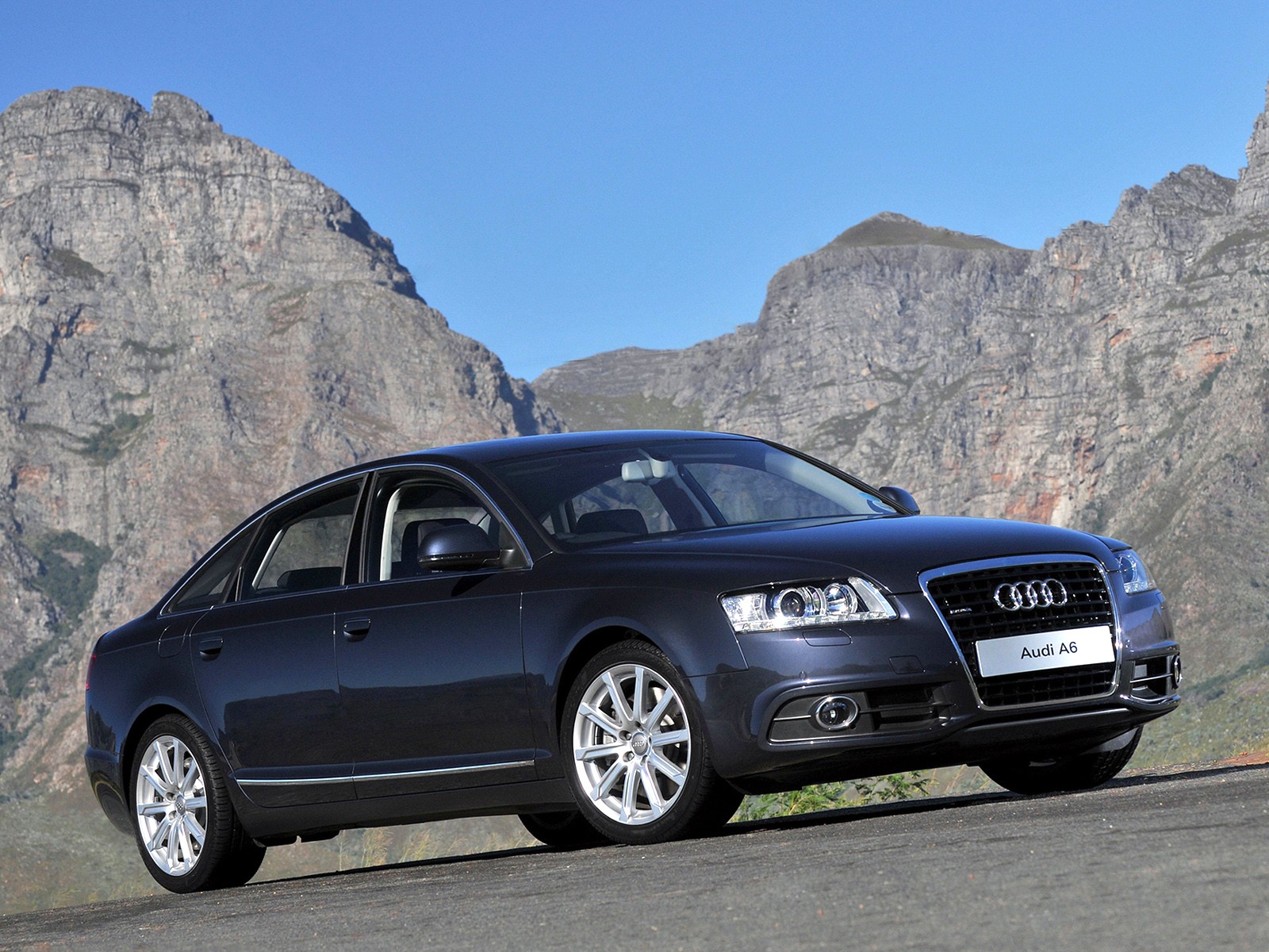 Audi A6 photo 23