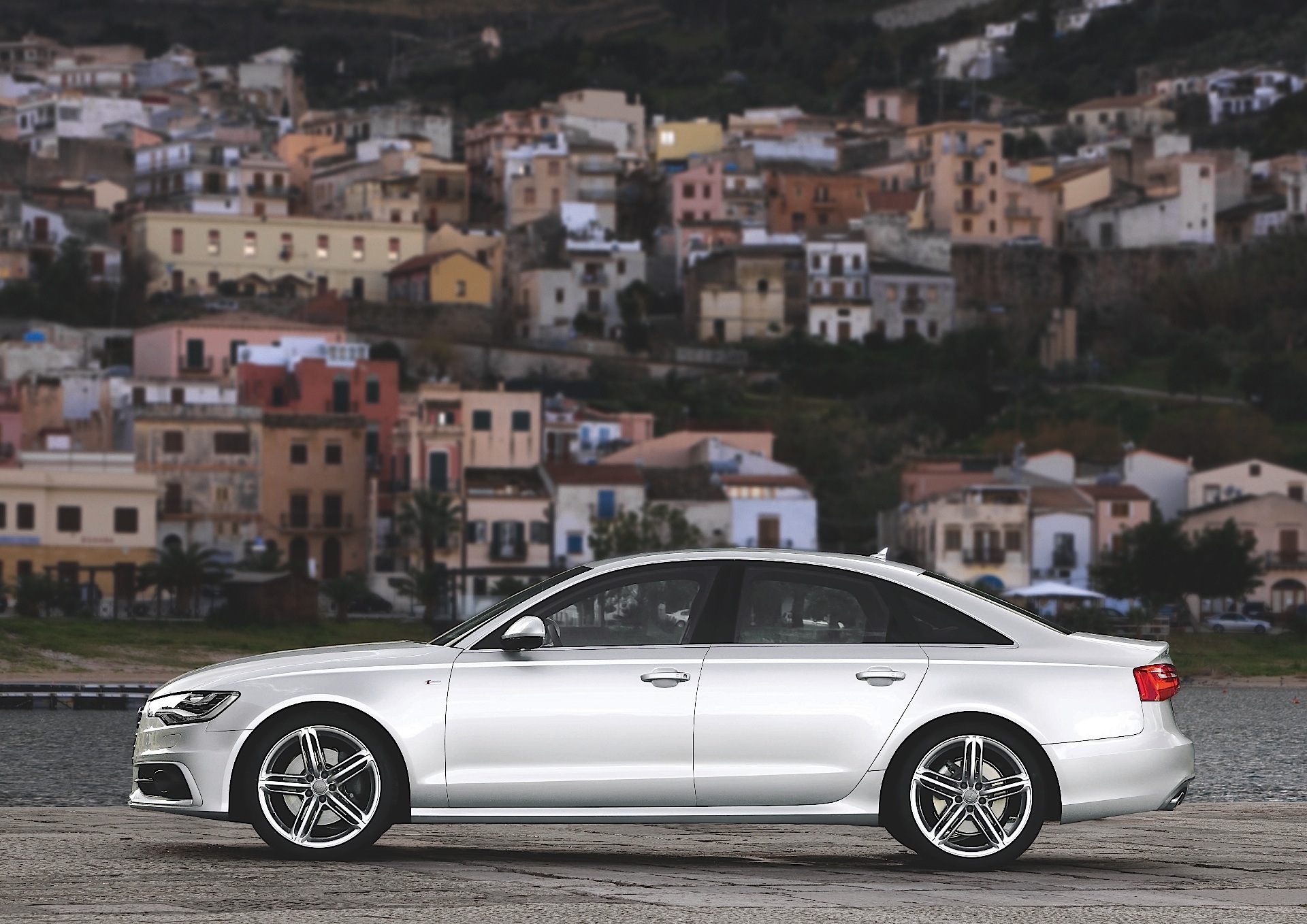 Audi A6 photo 10