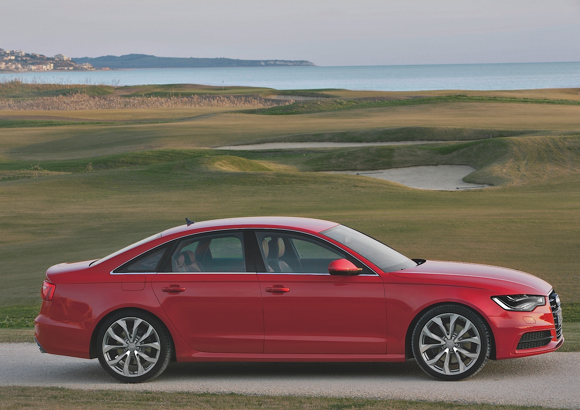 Audi A6 photo 23