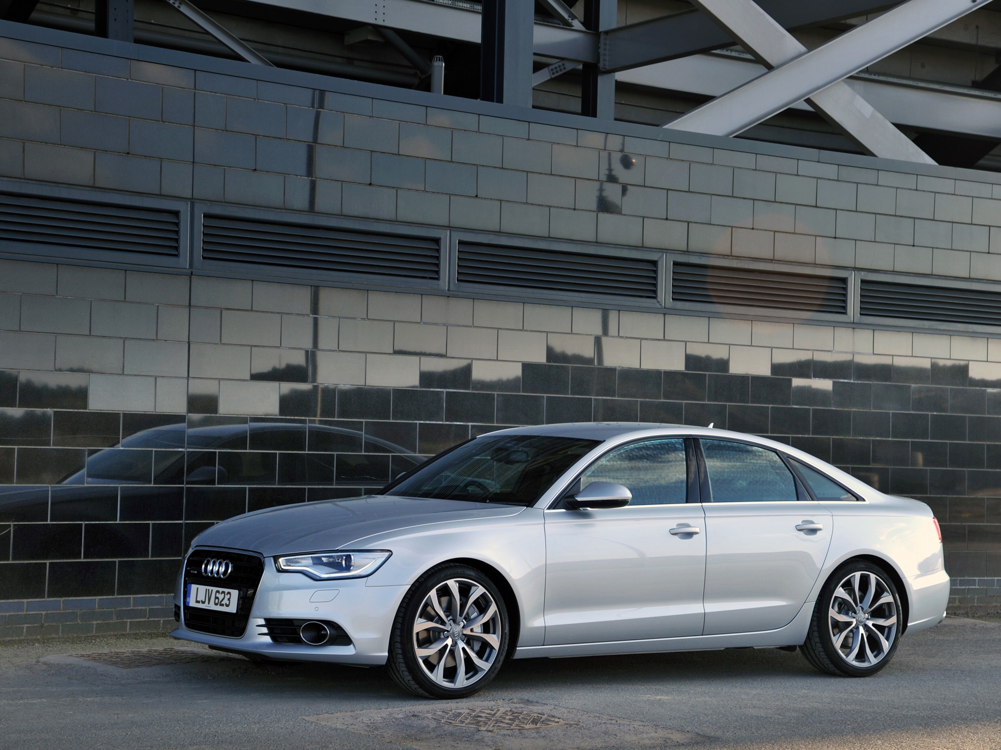 Audi A6 photo 33
