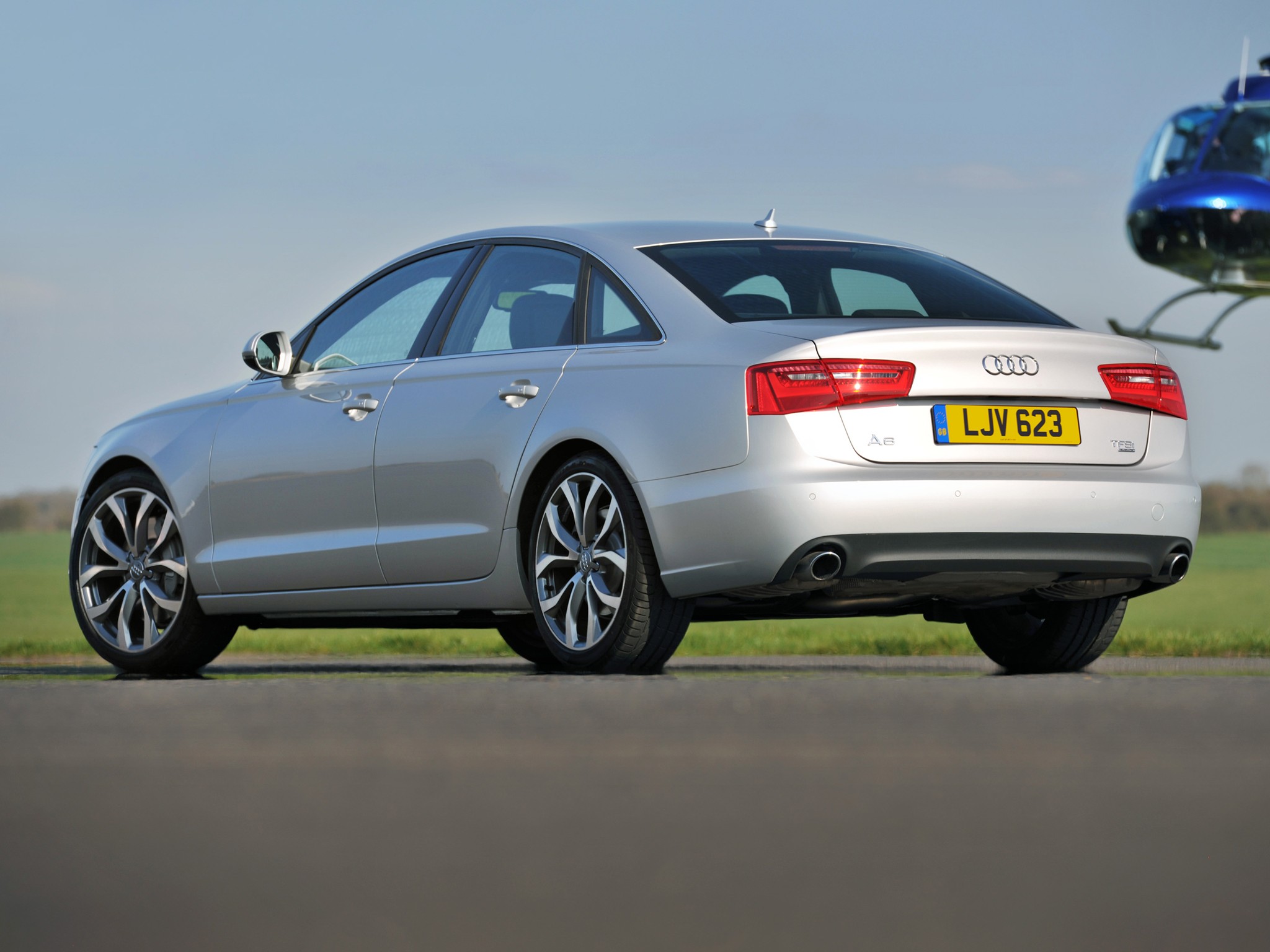 Audi A6 photo 38