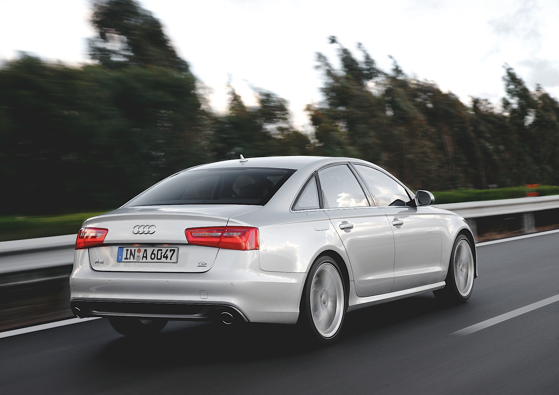 Audi A6 photo 7