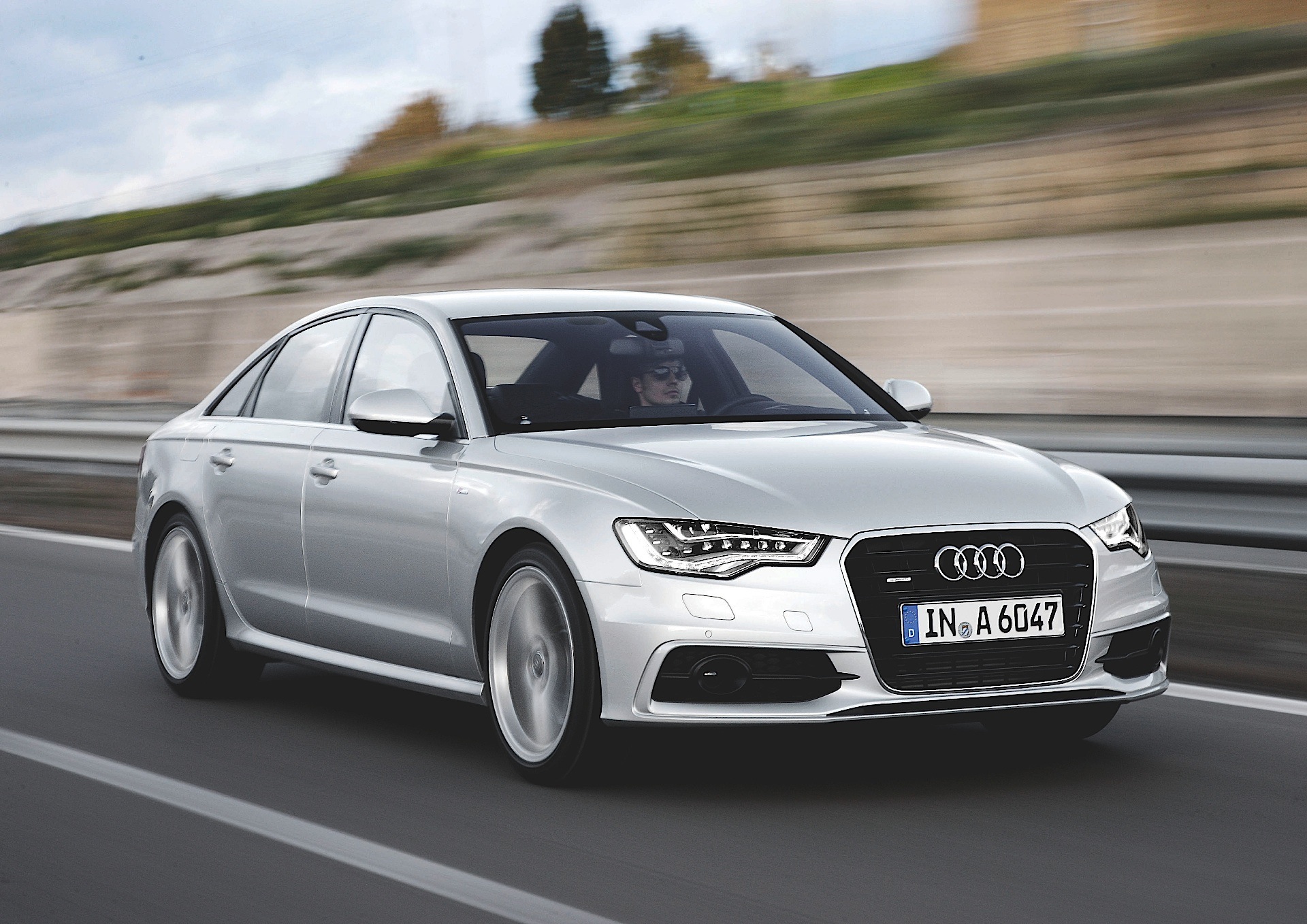 Audi A6 photo 8