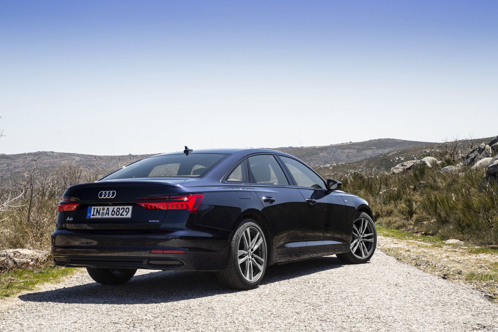 Audi A6 photo 38