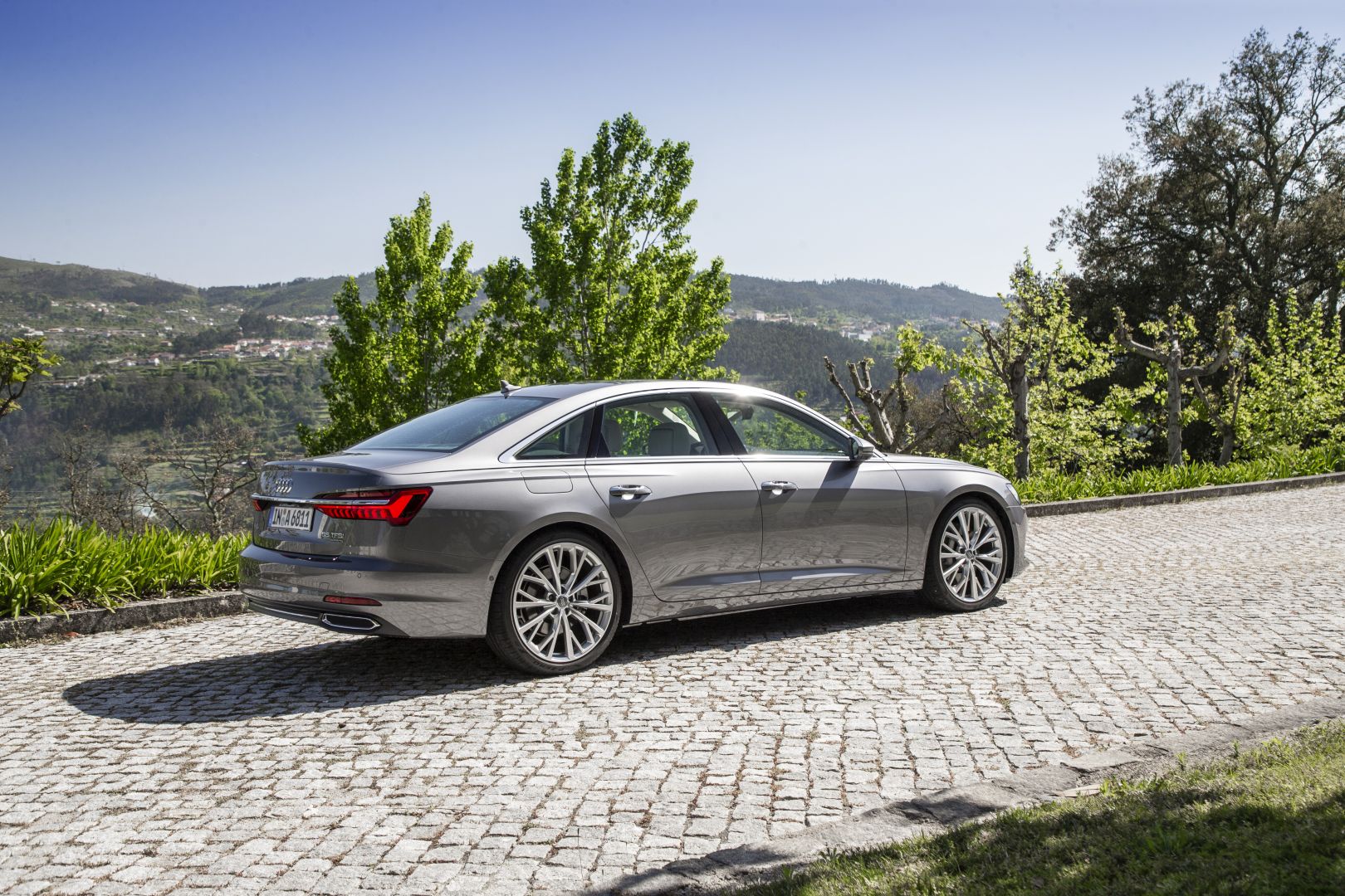 Audi A6 photo 39